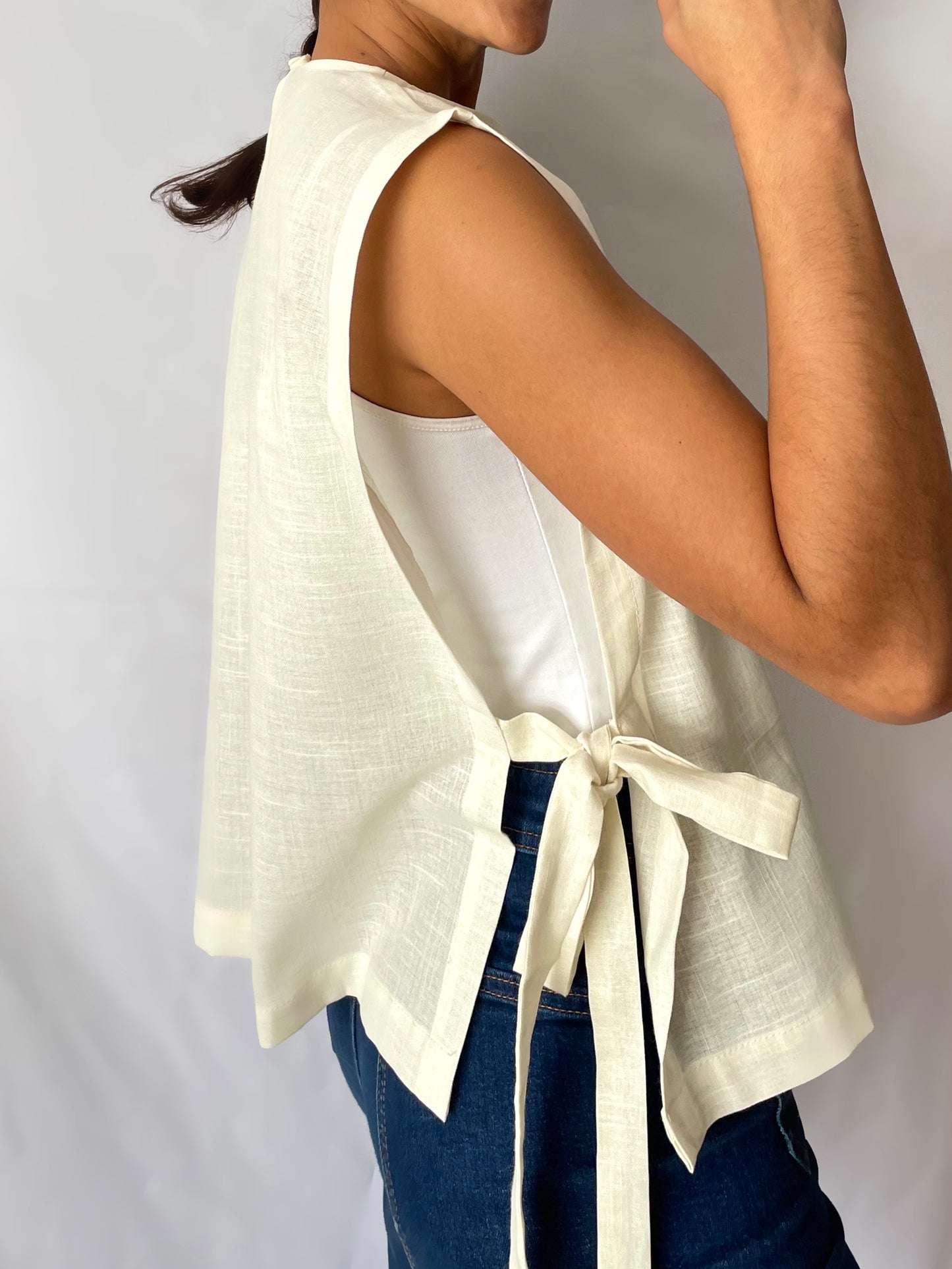 LINEN BIRDS